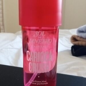 Sol de Janeiro Carioca Crush Mist in Bold Red